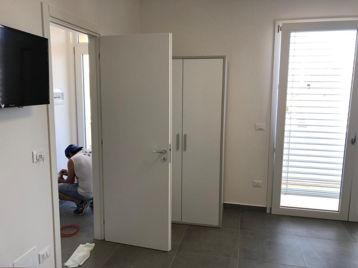 Nuovissimo Monolocale Appartement Porto Cesareo Buitenkant foto